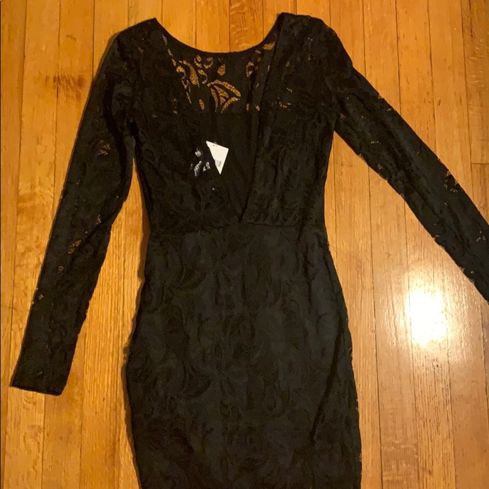 Dress 👗 - Picture 4 of 5